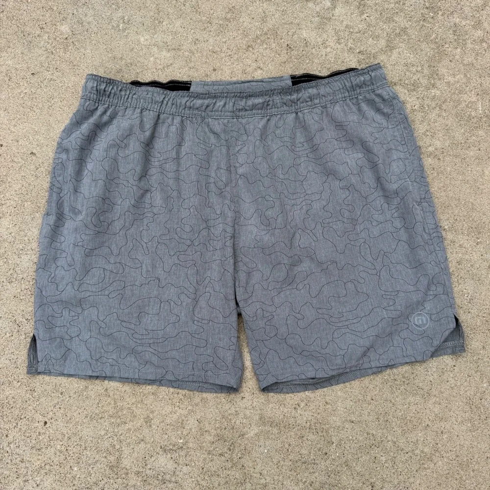 TRAVISMATHEW | Mens Active Performance Shorts XL Grey Topo Print Athleisure - Picture 7 of 8